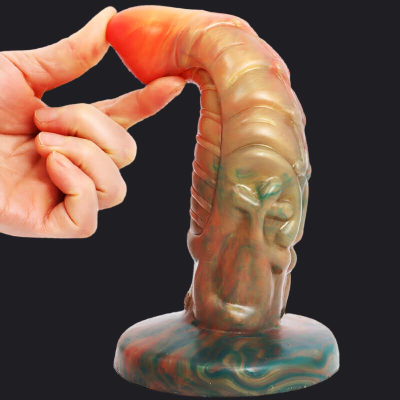 Nyra Dildo